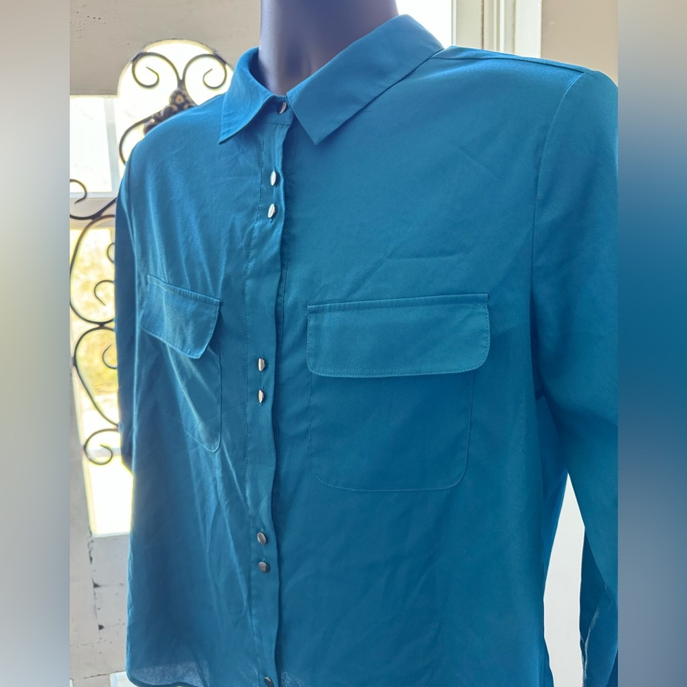 Ivanka Trump blouse - Picture 7 of 8